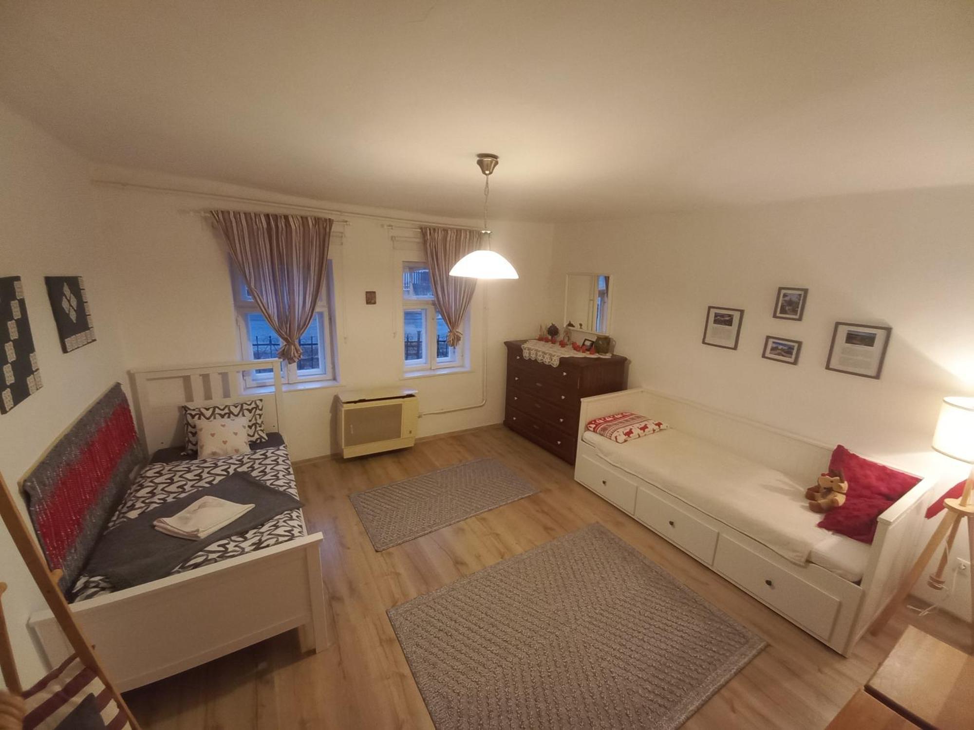 Lankás Vendégház - Hollókő Extérieur photo